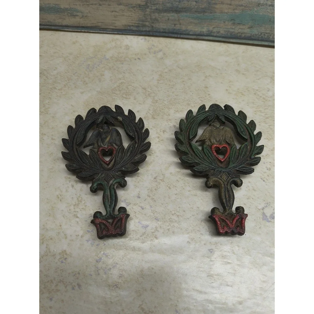 Lot Of 2 Vintage Cast Iron Trivet‎ Eagle On Heart Footed
